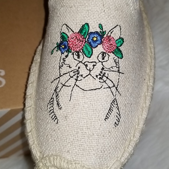 👣Soludos® 😶Spirit Animal  (Cats) Smoking Slippers footwear - Picture 8 of 16